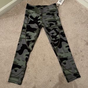 Green Camo Pocket Light n Tight Hi-Rise 7/8 24"